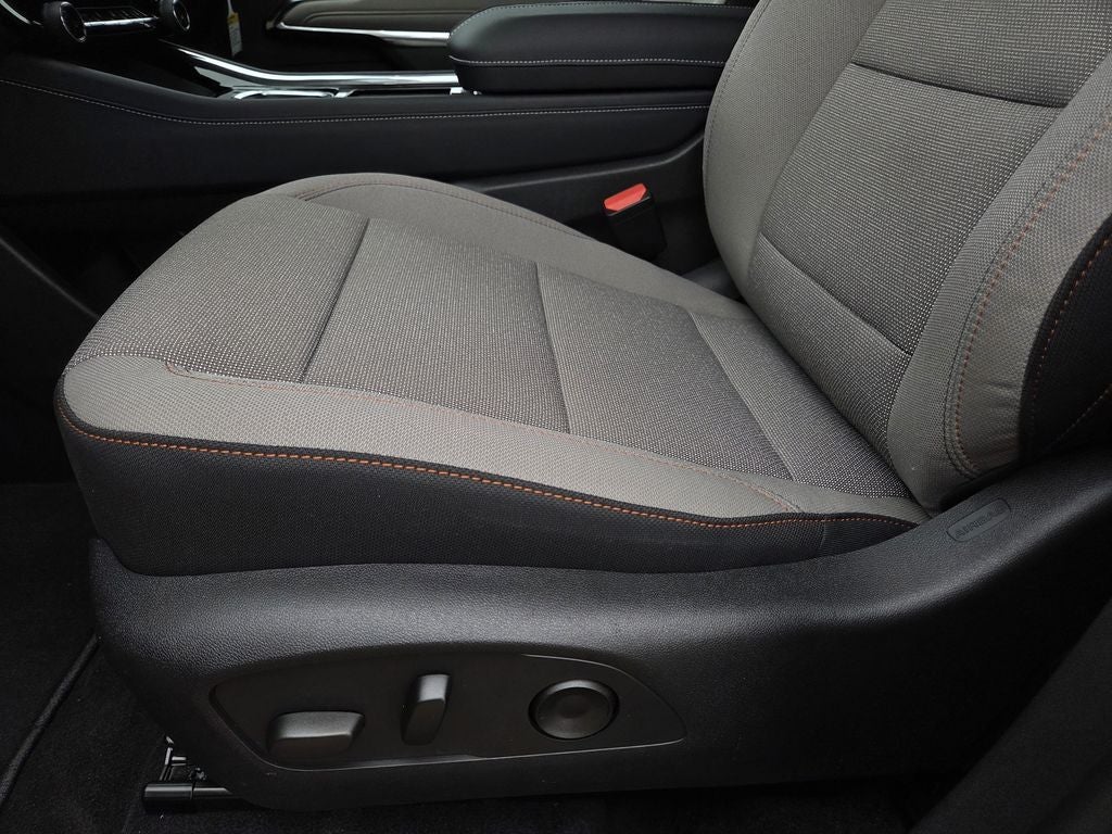 2027 Chevrolet Traverse LT 1LT