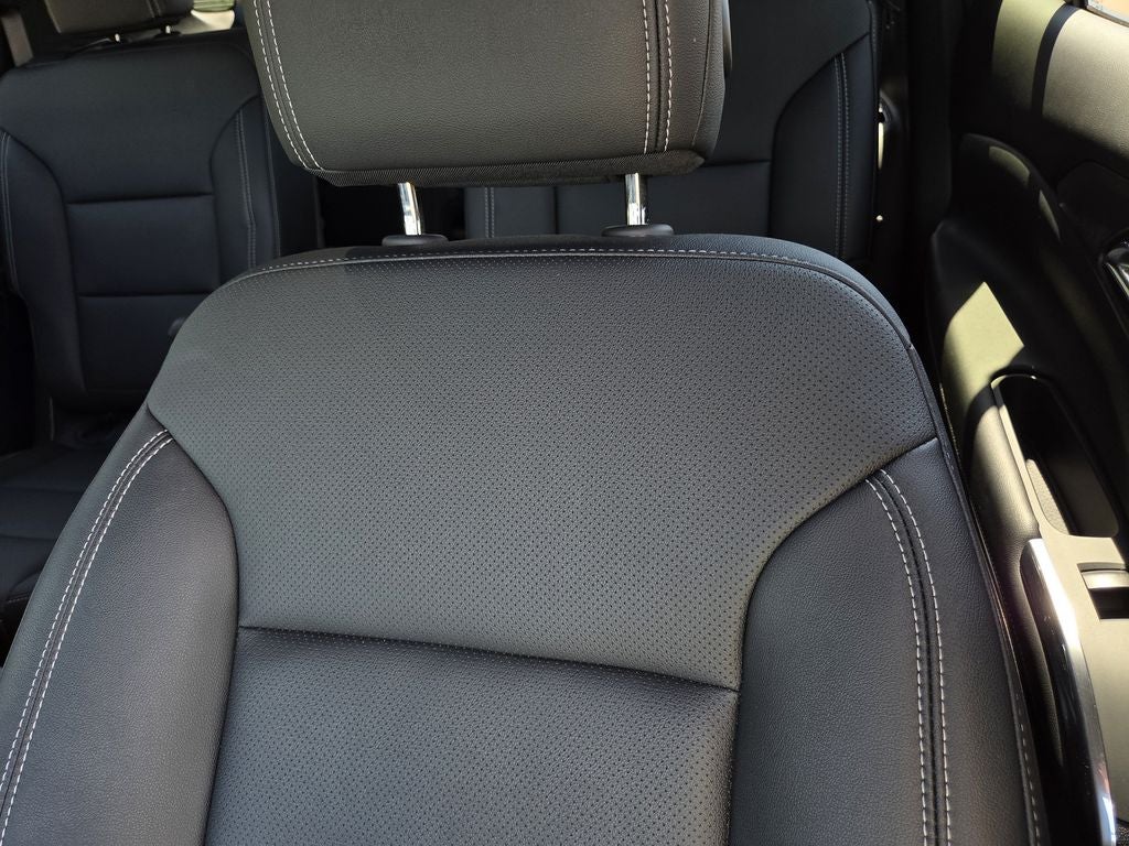 2026 Chevrolet Traverse LT 2LT