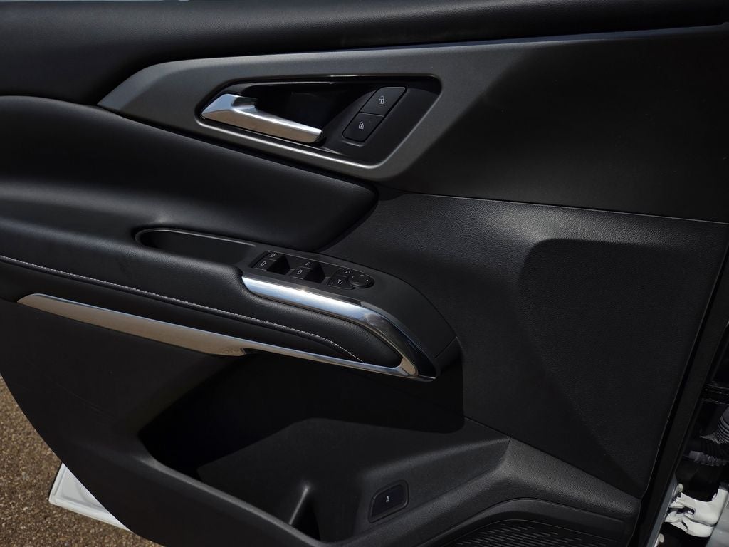 2026 Chevrolet Traverse LT 2LT