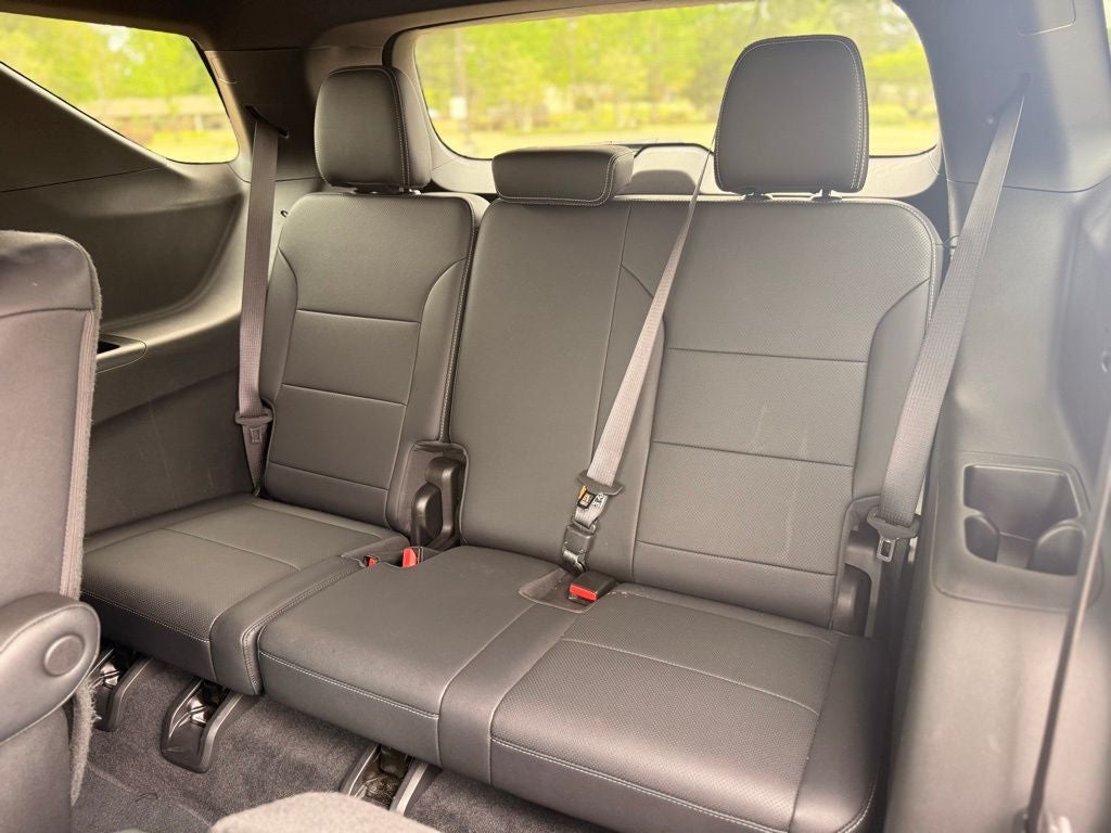 2025 Chevrolet Traverse LT 2LT