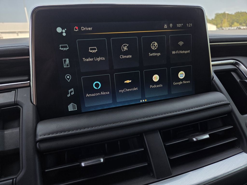2022 Chevrolet Suburban LT