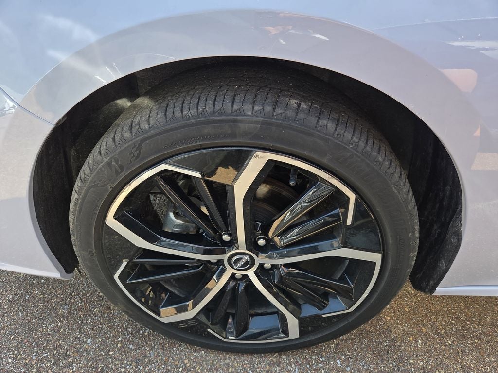 2025 Nissan Altima 2.5 SR