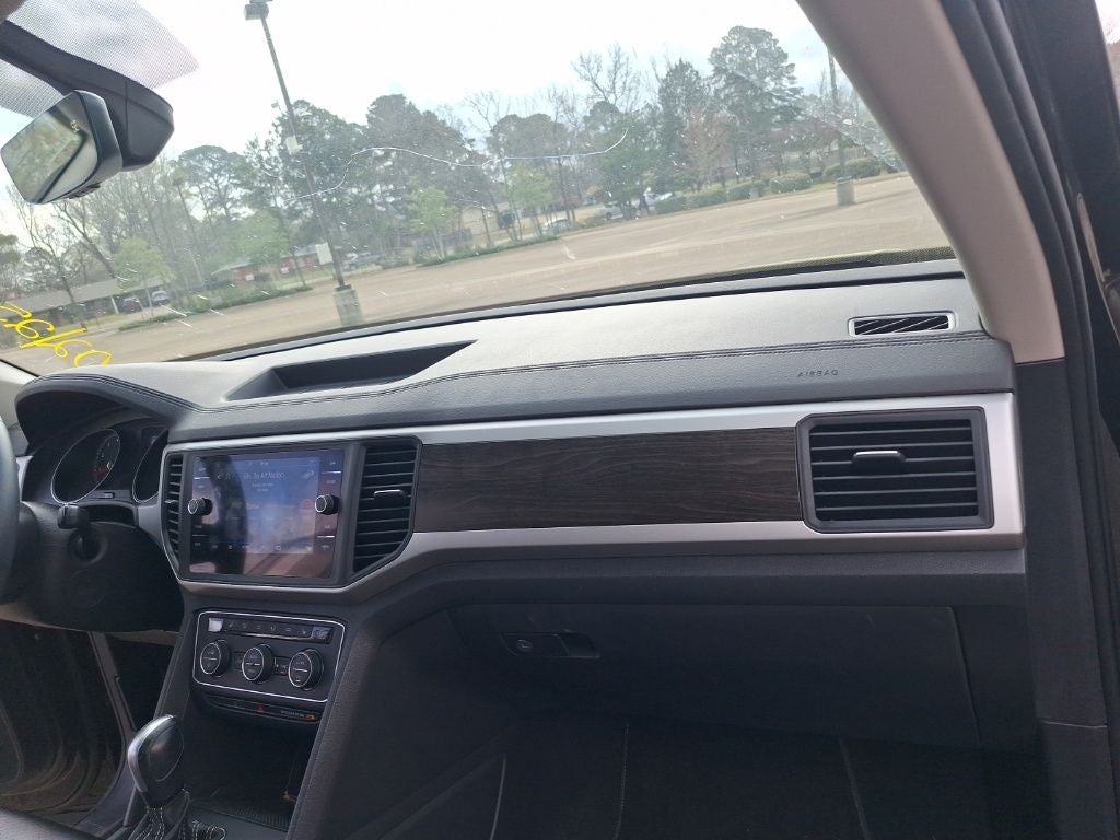 2021 Volkswagen Atlas 3.6L V6 SE w/Technology