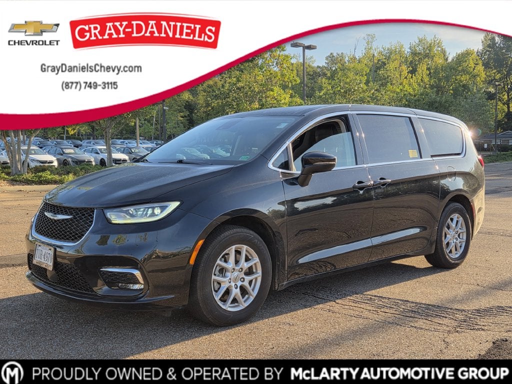 2023 Chrysler Pacifica Touring L