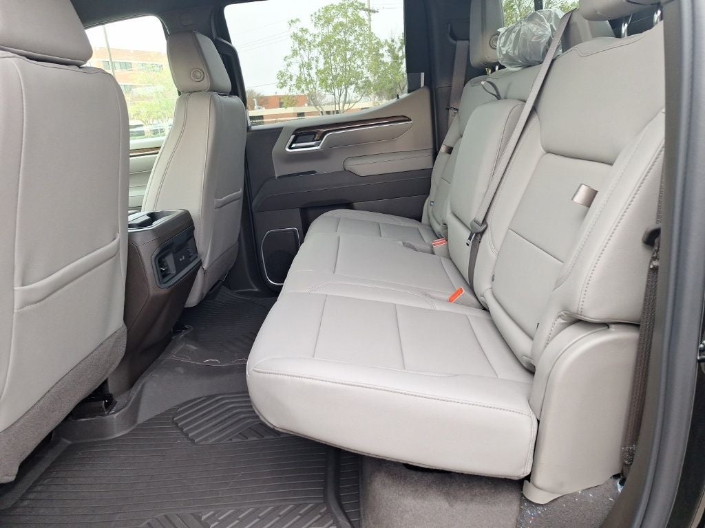 2026 Chevrolet Silverado 1500 LT LT1