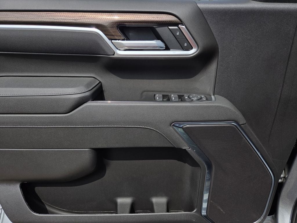 2026 Chevrolet Silverado 1500 LT LT1