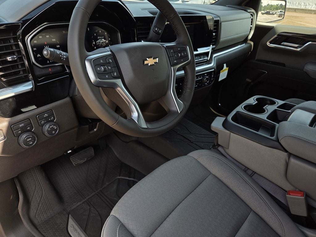 2026 Chevrolet Silverado 1500 LT LT1