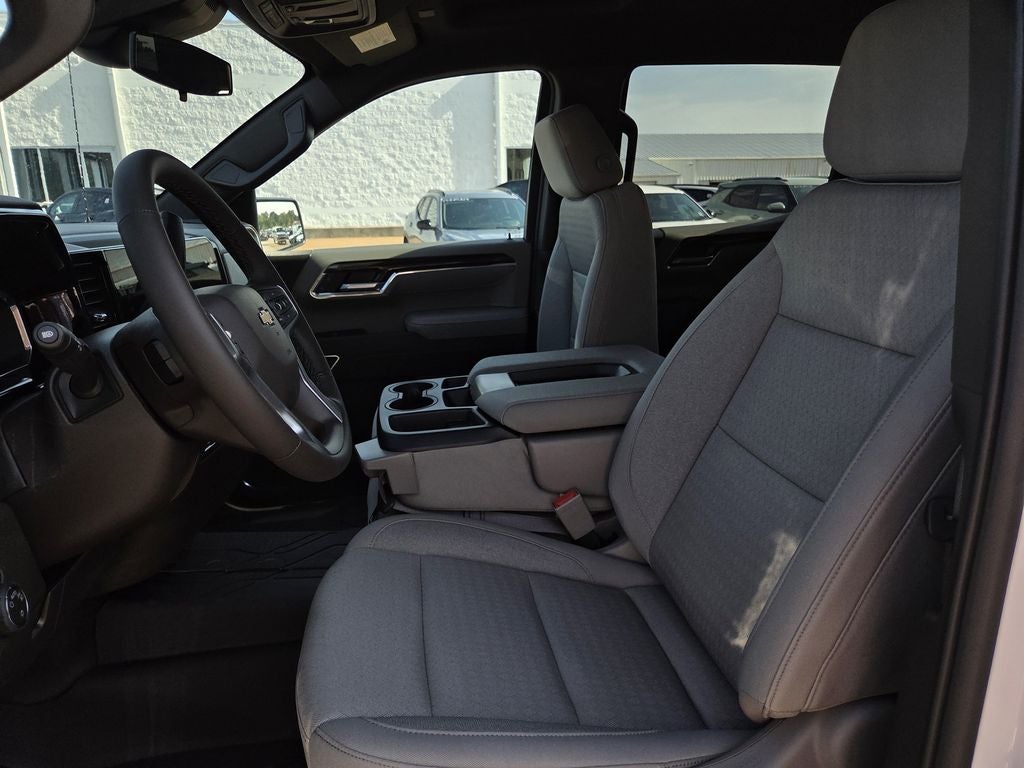2026 Chevrolet Silverado 1500 LT LT1