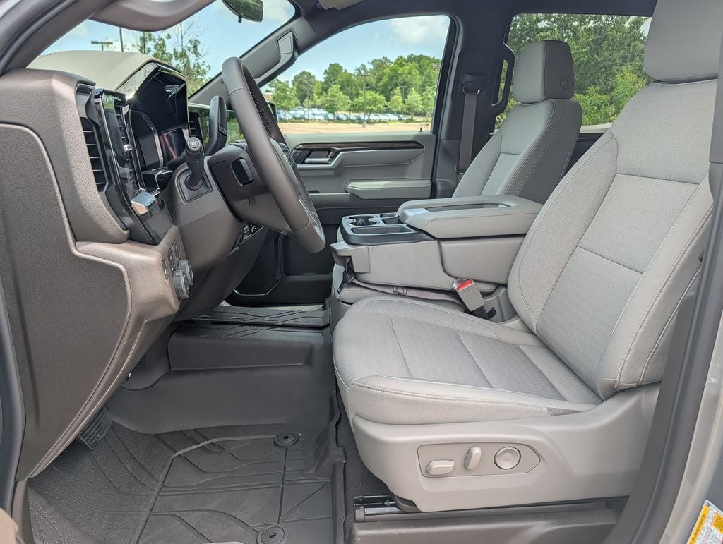 2026 Chevrolet Silverado 1500 LT LT1