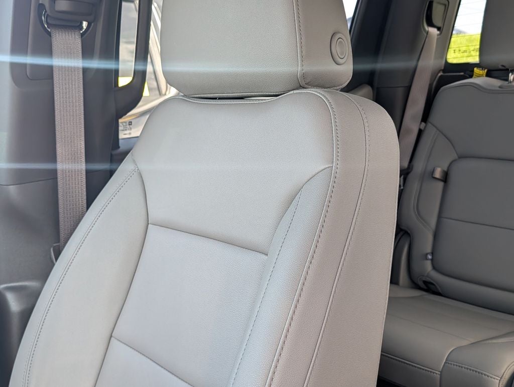 2026 Chevrolet Silverado 1500 LT LT1