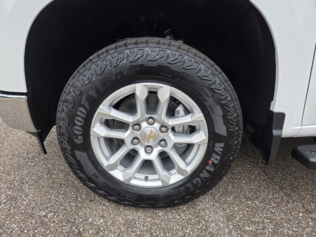 2026 Chevrolet Silverado 1500 LT LT1