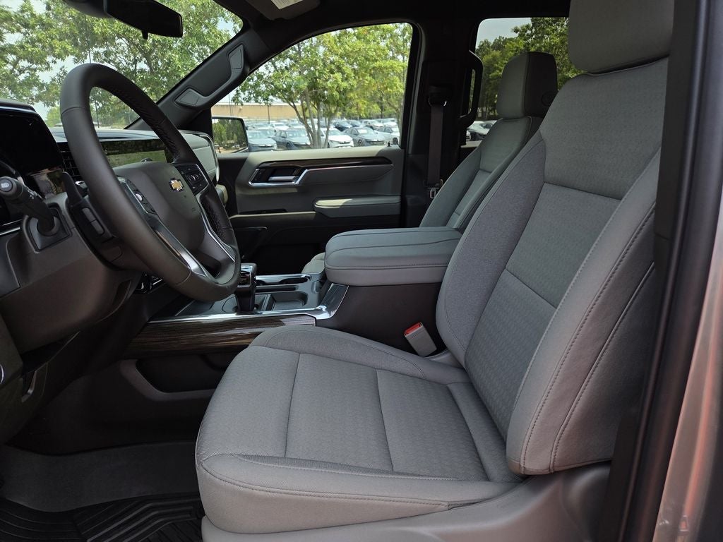 2026 Chevrolet Silverado 1500 LT LT1