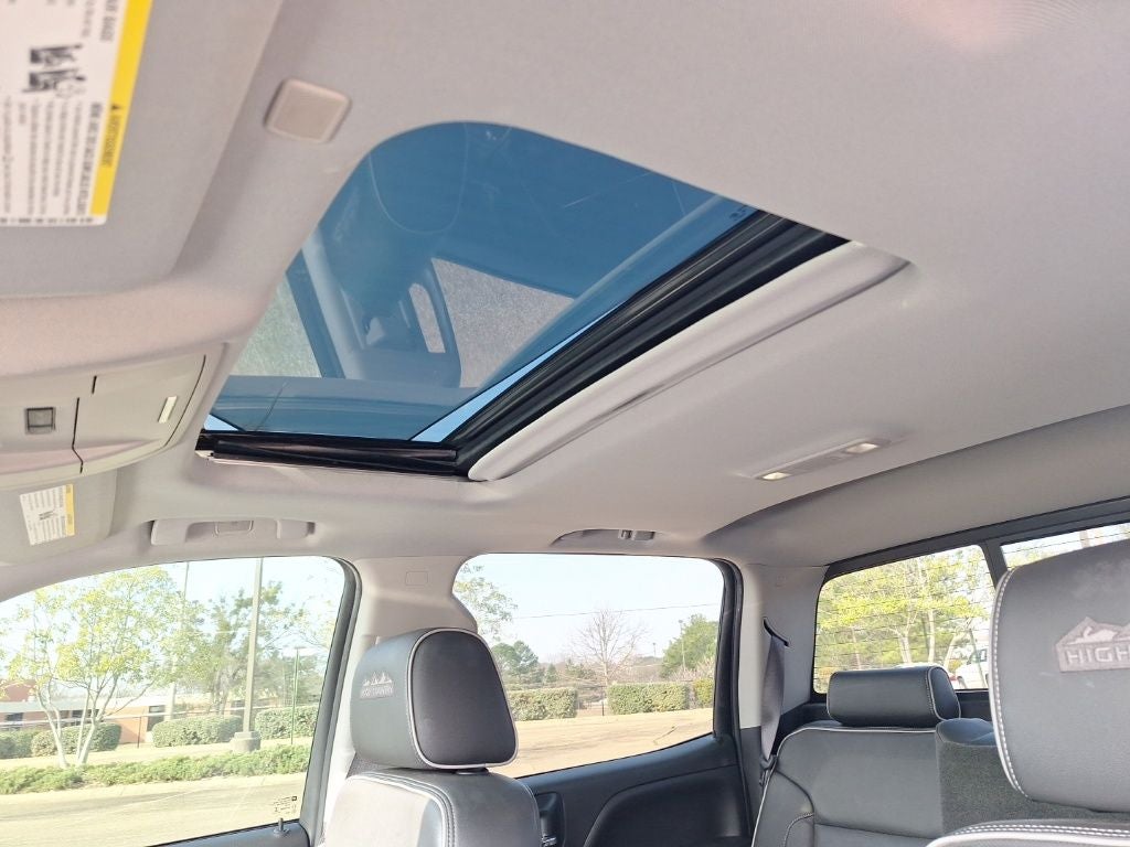 2017 Chevrolet Silverado 1500 High Country