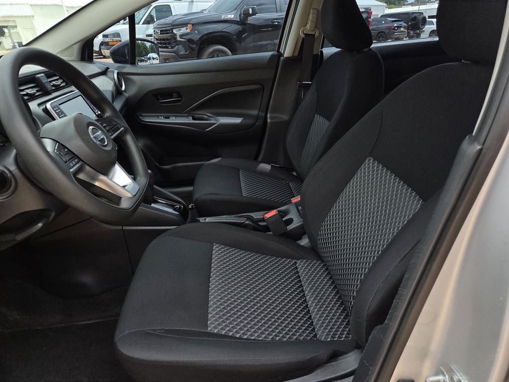 2021 Nissan Versa 1.6 S
