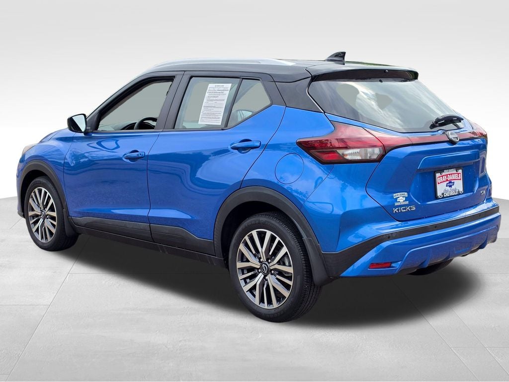 2023 Nissan Kicks SV