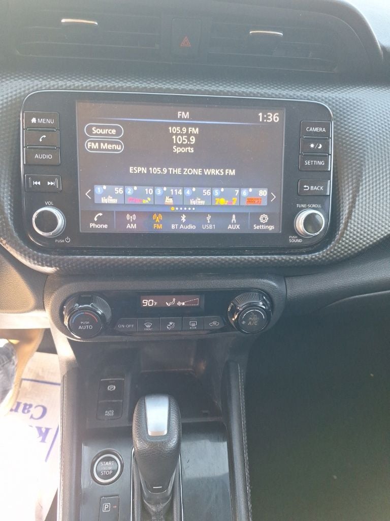 2022 Nissan Kicks SV