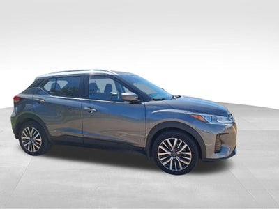 2022 Nissan Kicks SV