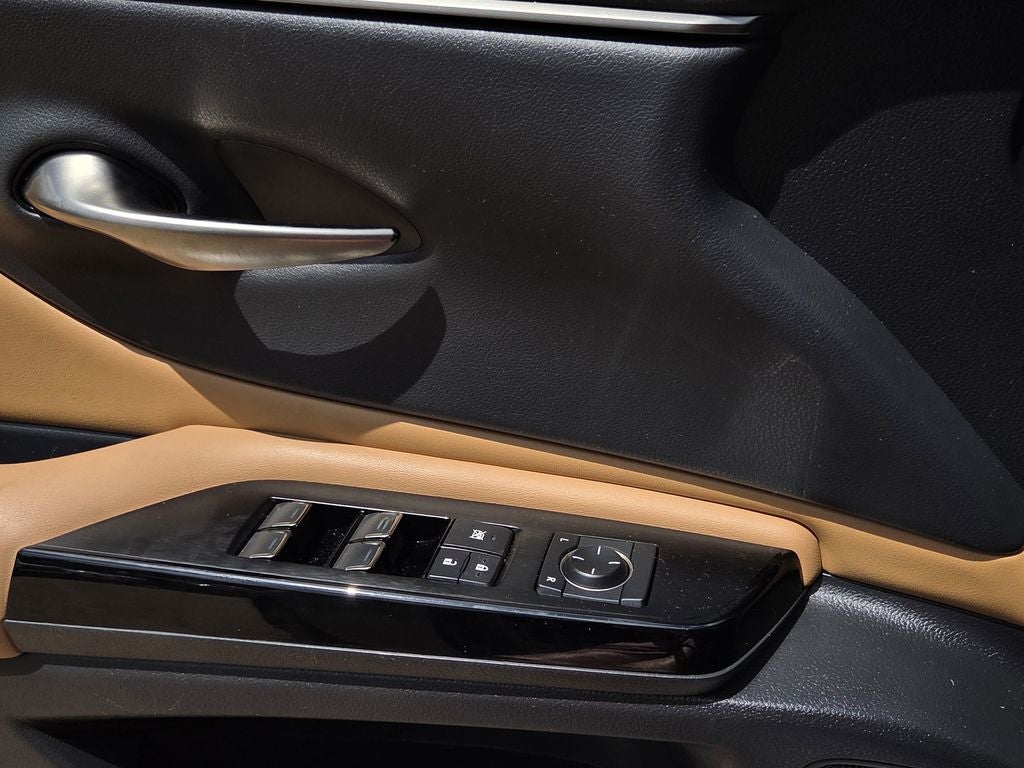 2022 Lexus ES 350