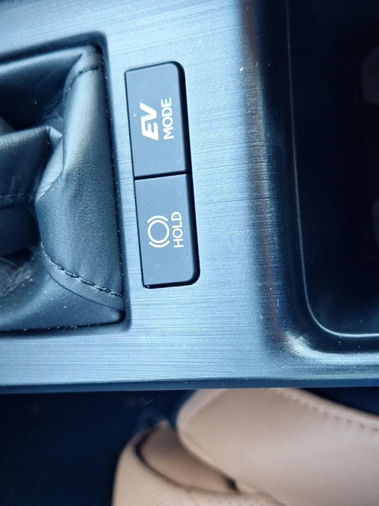 2022 Lexus ES 300h Ultra Luxury