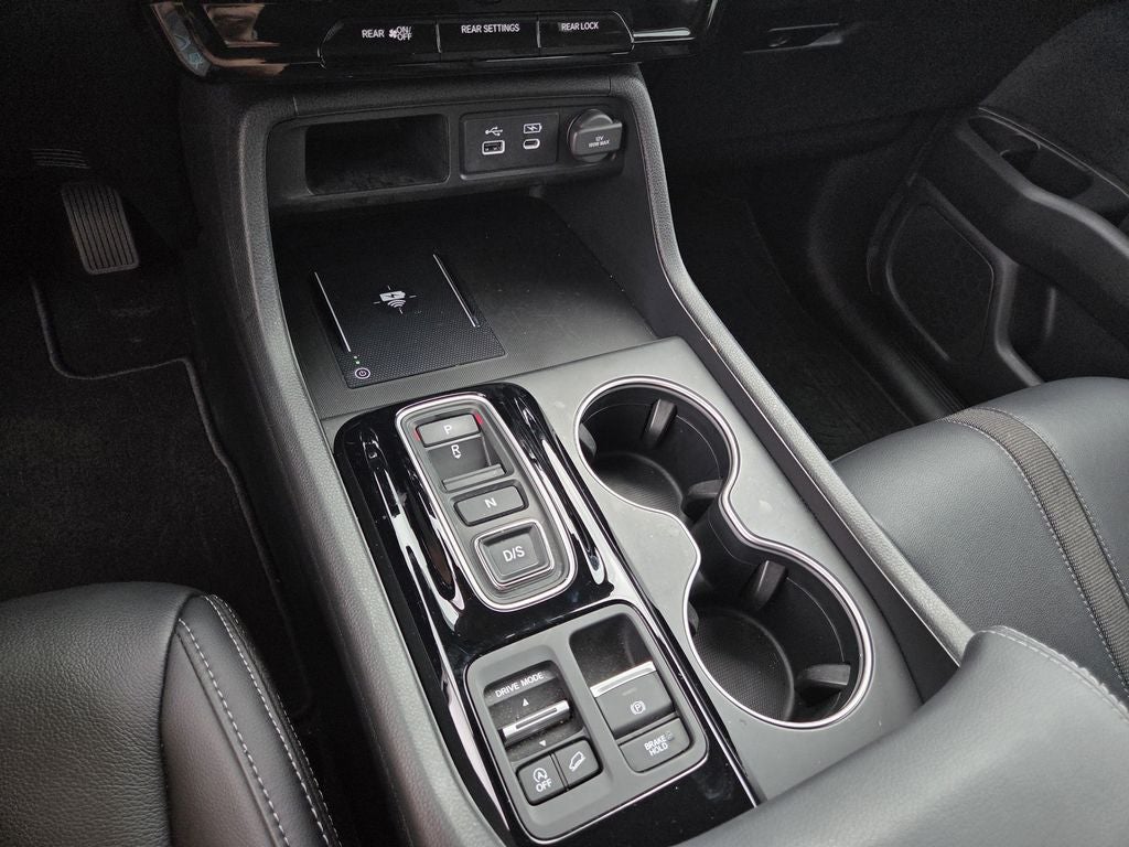 2025 Honda Pilot Touring