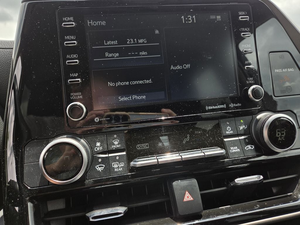 2021 Toyota Highlander LE