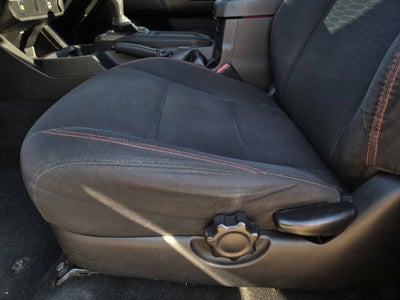 2016 Toyota Tacoma SR5