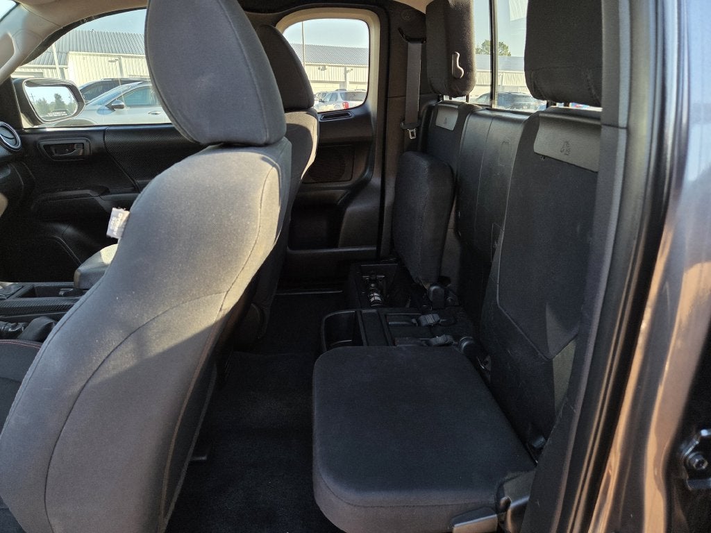 2016 Toyota Tacoma SR5
