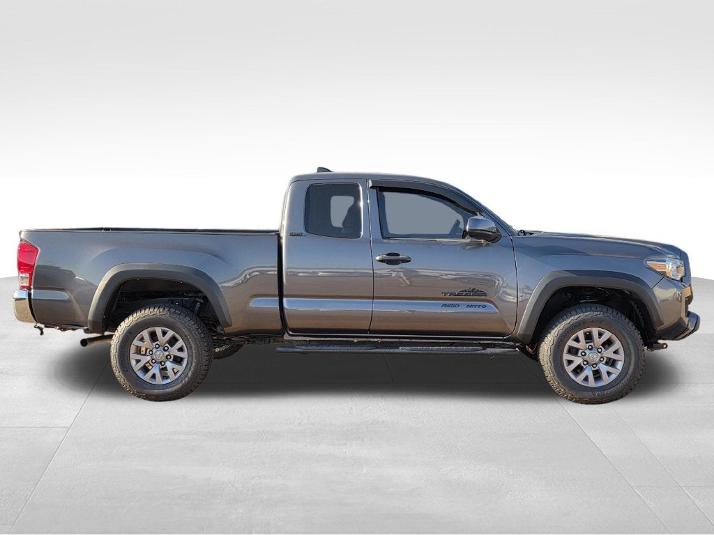 2016 Toyota Tacoma SR5