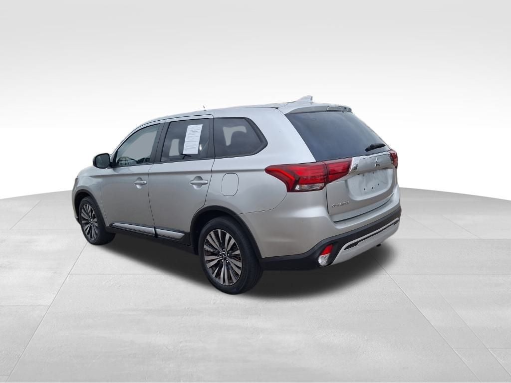 2020 Mitsubishi Outlander ES