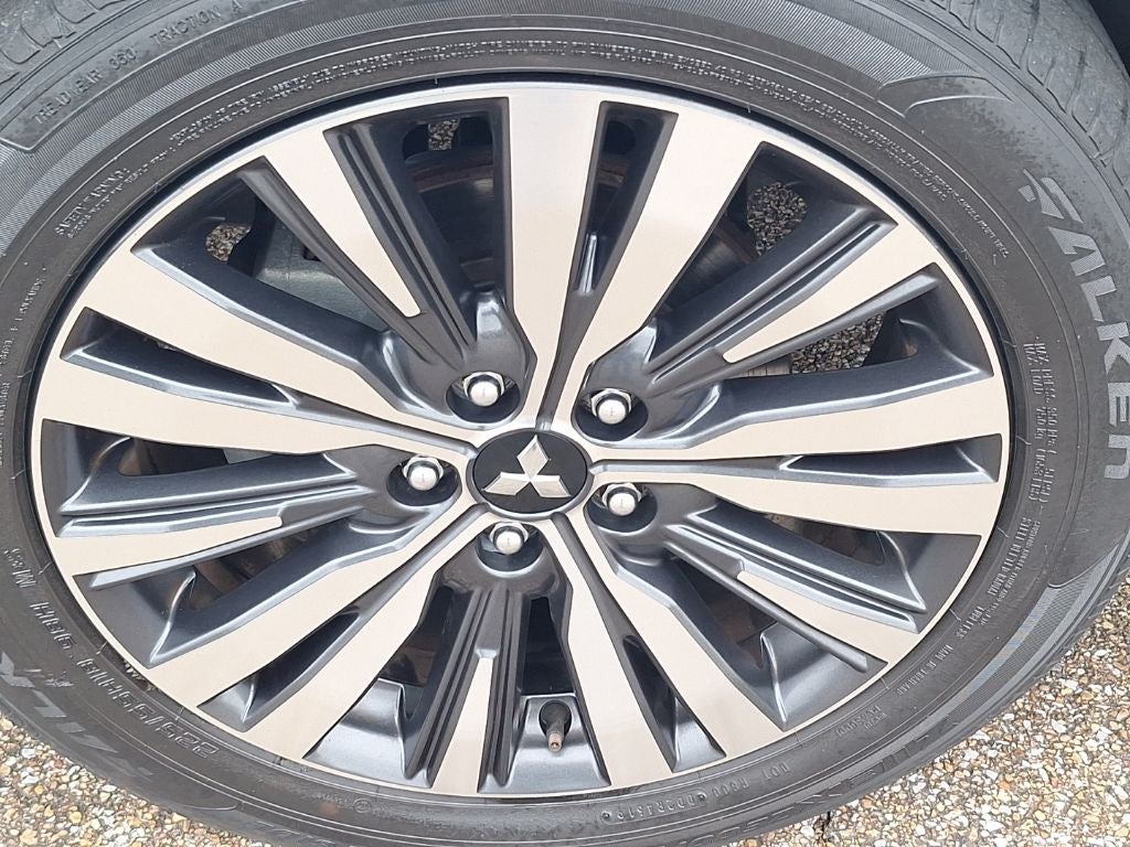 2020 Mitsubishi Outlander ES