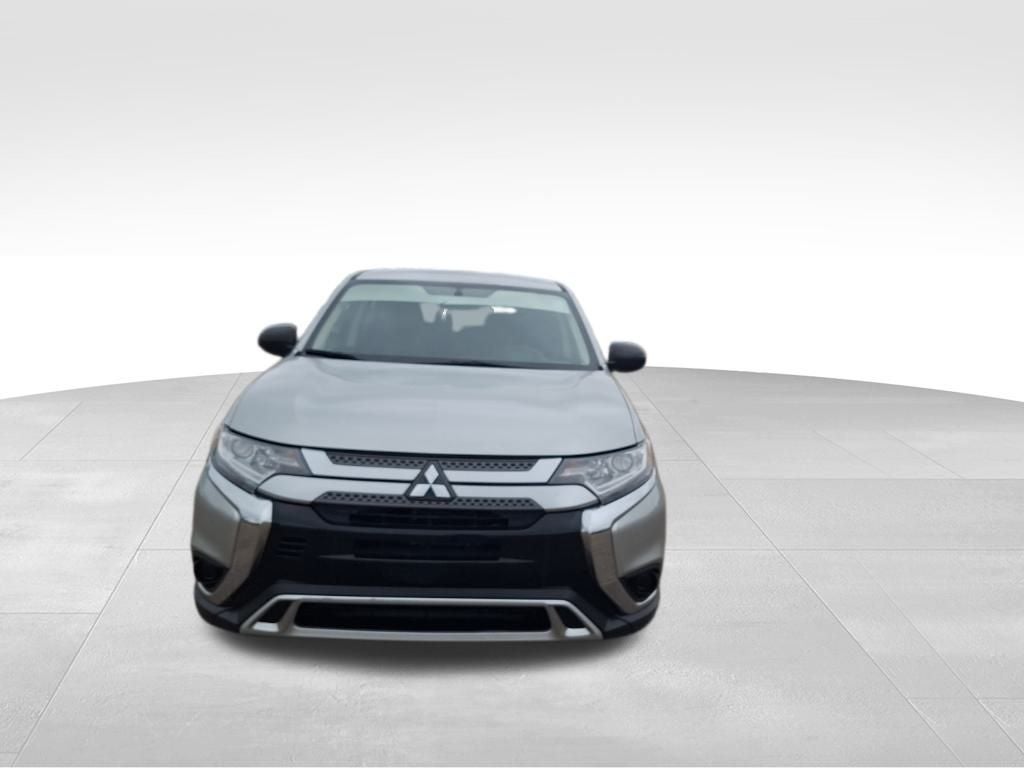 2020 Mitsubishi Outlander ES