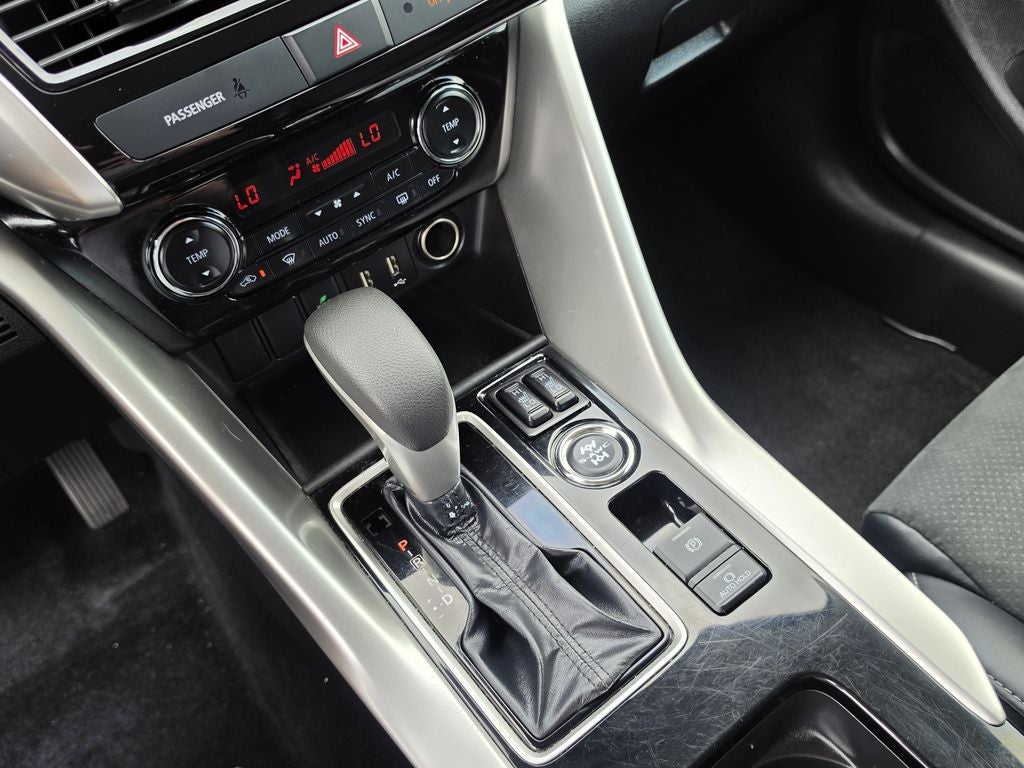 2024 Mitsubishi Eclipse Cross SE