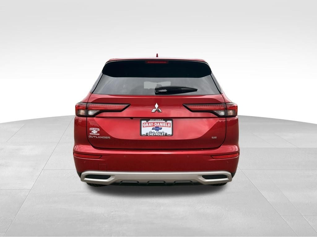 2024 Mitsubishi Outlander SE
