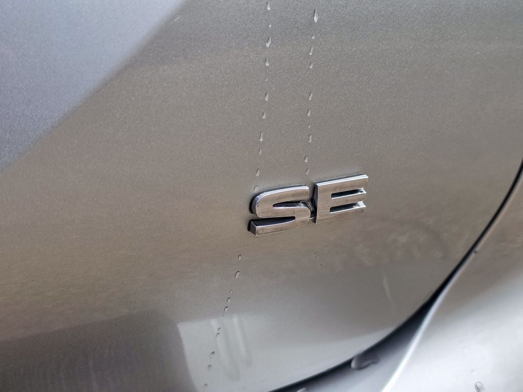 2024 Mitsubishi Outlander Base