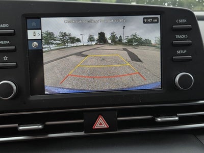 2025 Hyundai Elantra SE SE