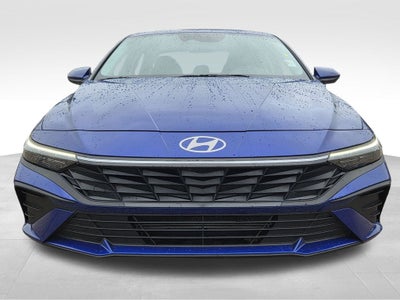 2025 Hyundai Elantra SE SE