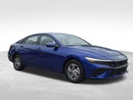 2025 Hyundai Elantra SE SE