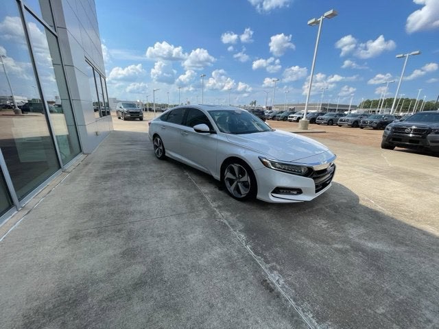 2020 Honda Accord Touring 2.0T