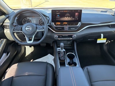 2025 Nissan Altima 2.5 SR