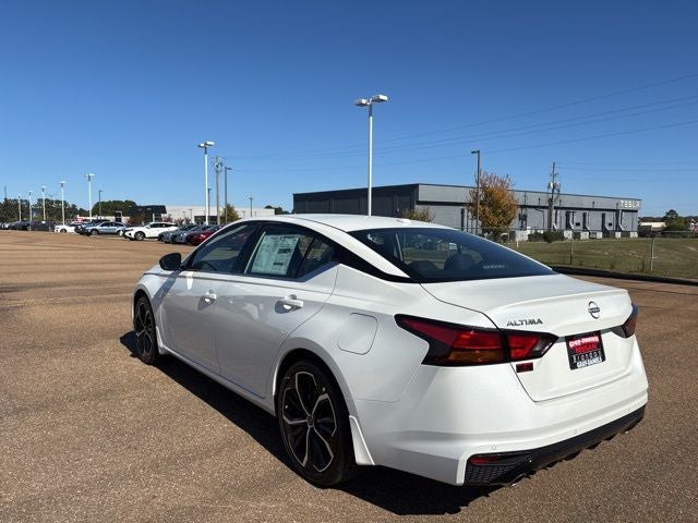 2025 Nissan Altima 2.5 SR