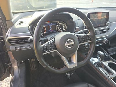 2025 Nissan Altima 2.5 SR