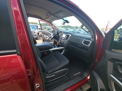 2018 Nissan Titan SV