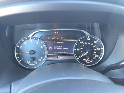 2023 Nissan Titan SV