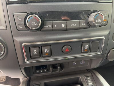 2023 Nissan Titan SV