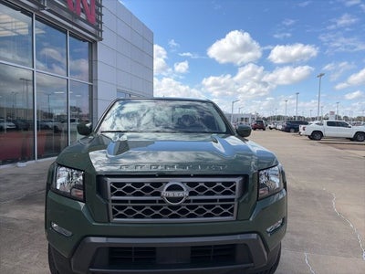 2024 Nissan Frontier SV