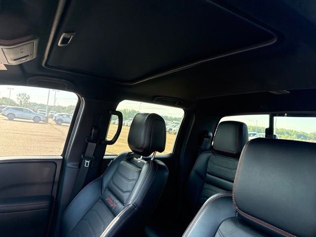 2025 Nissan Frontier PRO-X