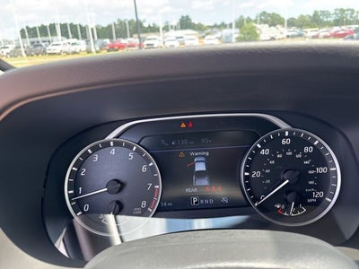 2025 Nissan Frontier SV