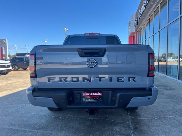 2027 Nissan Frontier SV