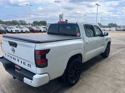 2027 Nissan Frontier SV
