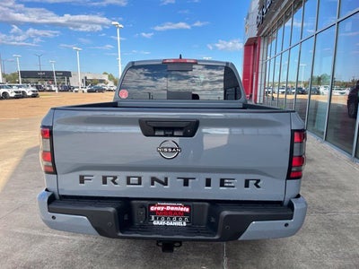 2027 Nissan Frontier SV